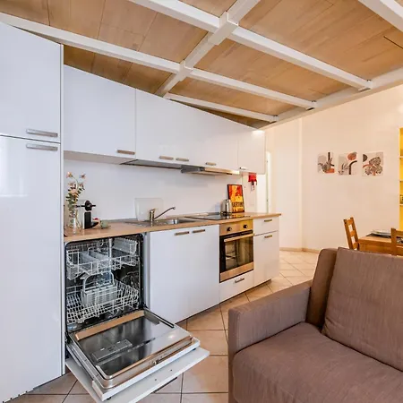 Apartament Old Milan's Nest - In The Historic Center Mediolan